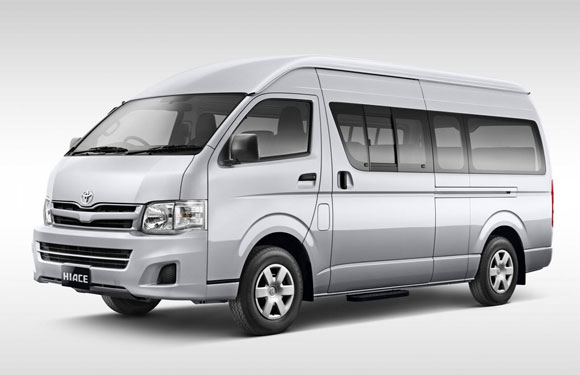 토요타 HIACE